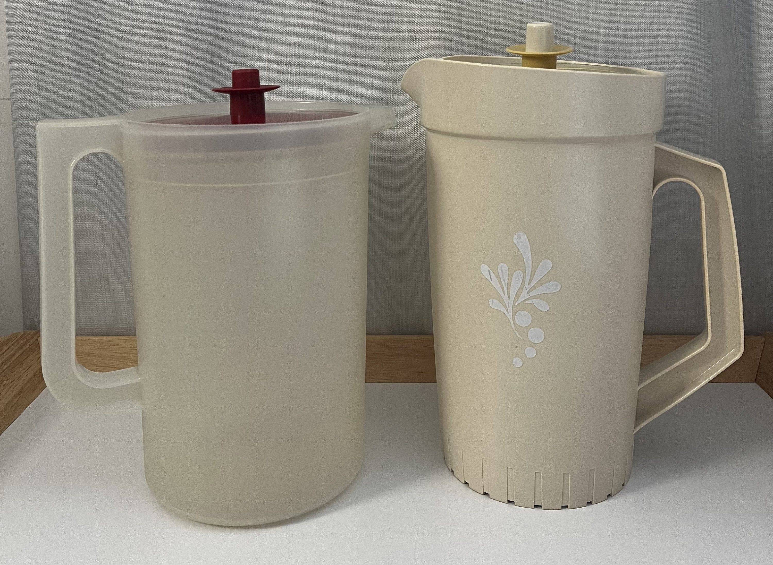 Vintage Tupperware Juice Jug Water Jug Kool Aid Server Choose