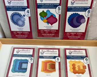 Spellbinders Nestabilities Decorative Elements Cut Emboss Stencil używany w większości maszyn do wykrawania