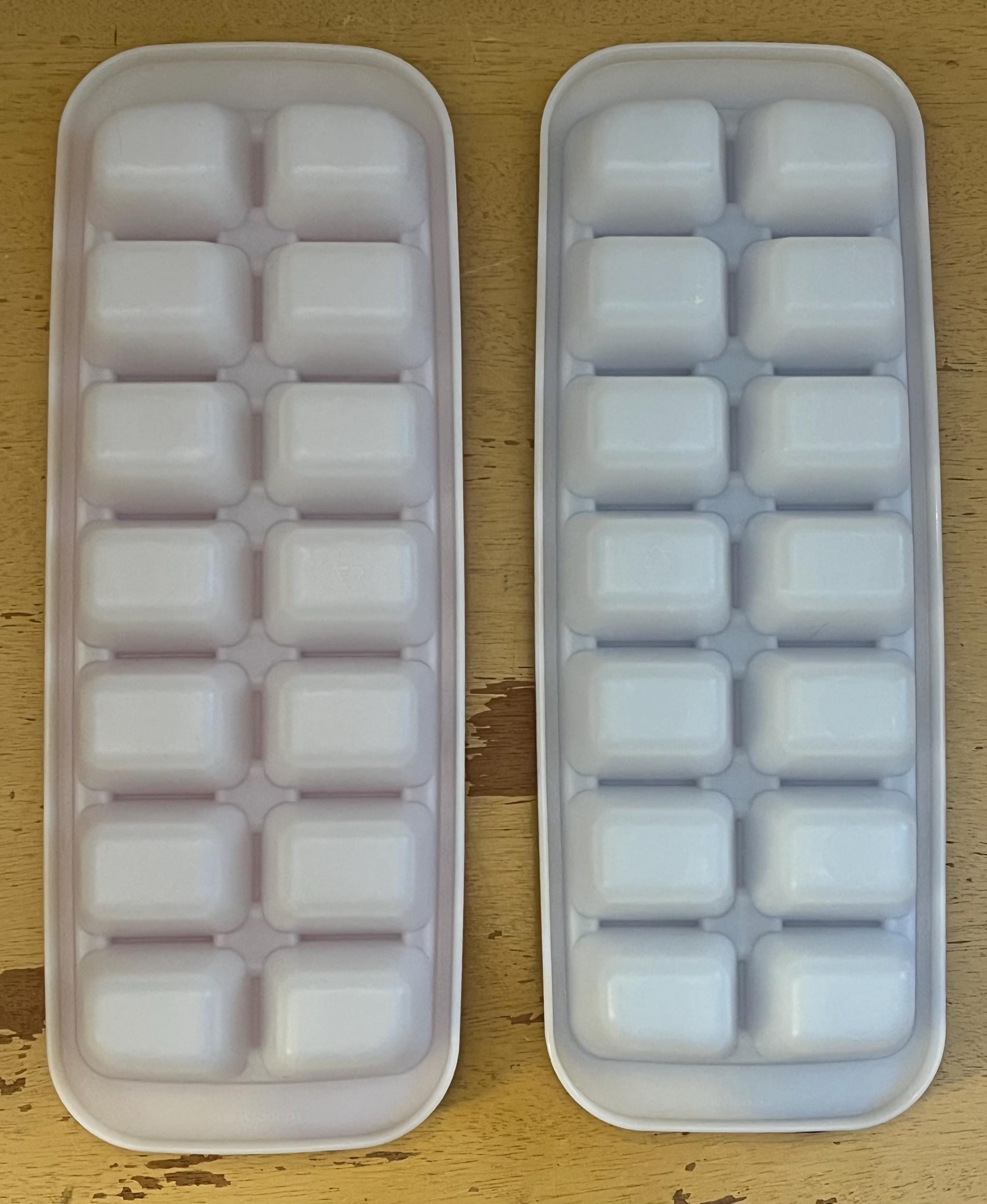 Tupperware Cube Tupperware Ice Cube Trays 14 Ice Cubes, 2704A, 2705A Purple or Blue Lid ...