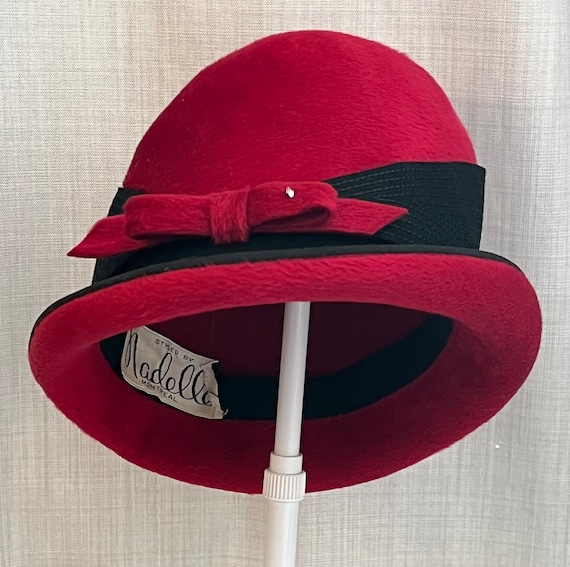 Vintage Women’s Hat’s Cloche Hat Choose Between T… - image 2