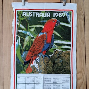 Vintage 1989 Calendar Australian Wildlife Parrot Souvenir Tea Towel