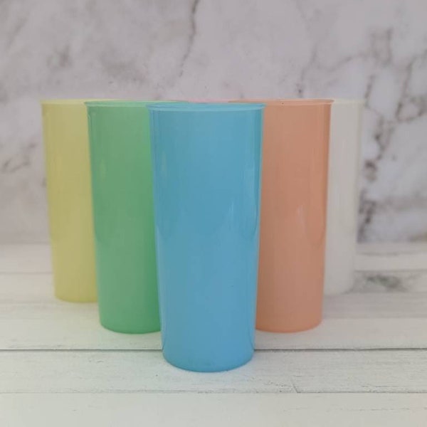 Vintage Set of Tupperware 115 Harlequin Pastel Tumblers