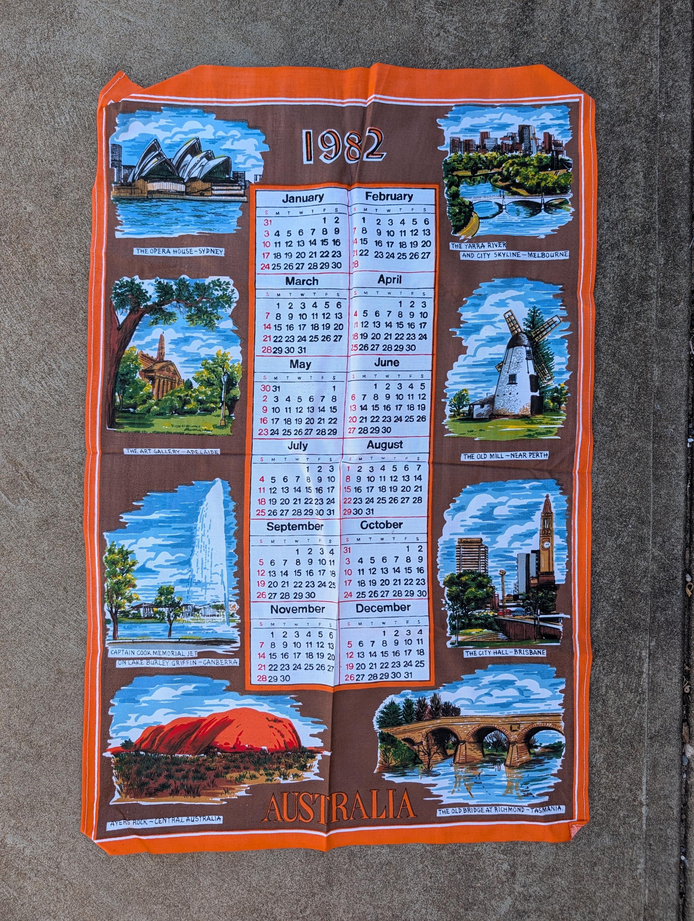 1982 fabric calendar - Etsy 日本