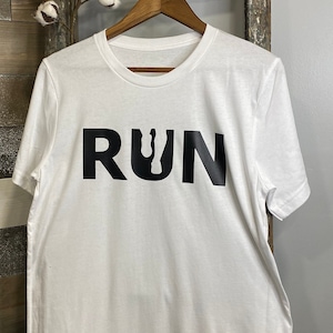 Run T-Shirt | Runner Marathon T-shirt | Unisex T-shirt