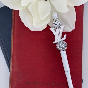 LUXE White Metal Beaded Pen