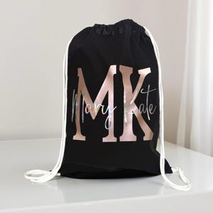 Bolsa con cordón personalizada con nombre e inicial