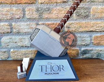 マーベル　ソー　ムジョルニア　スタンド付き ソー・ムジョルニア像、アベンジャーズ・ソー・ハンマー、スタンド付き