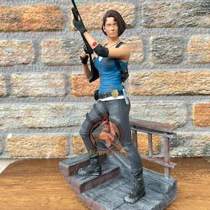 Handmade Jill Valentine Figure: Resident Evil Statue