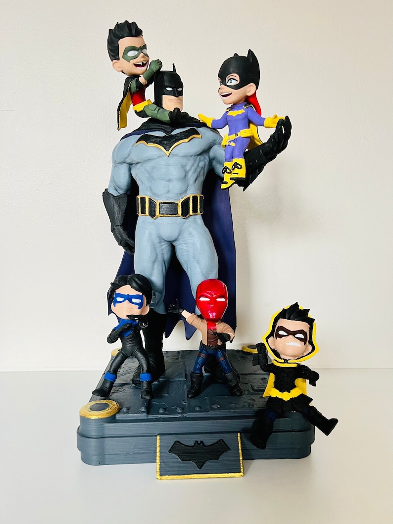 Batman Family Statue, Batman Figure, DC Comics Collectible, Batman ...