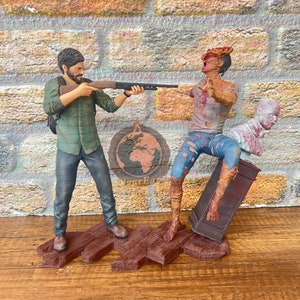 The Last of Us Diorama: Handmade Joel and Clicker Figure