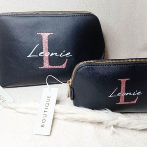 Kulturbeutel personalisiert Name | Kulturtasche mit Name |  Kosmetiktasche Buchstabe Name | Muttertagsgeschenke | Geschenk für Sie