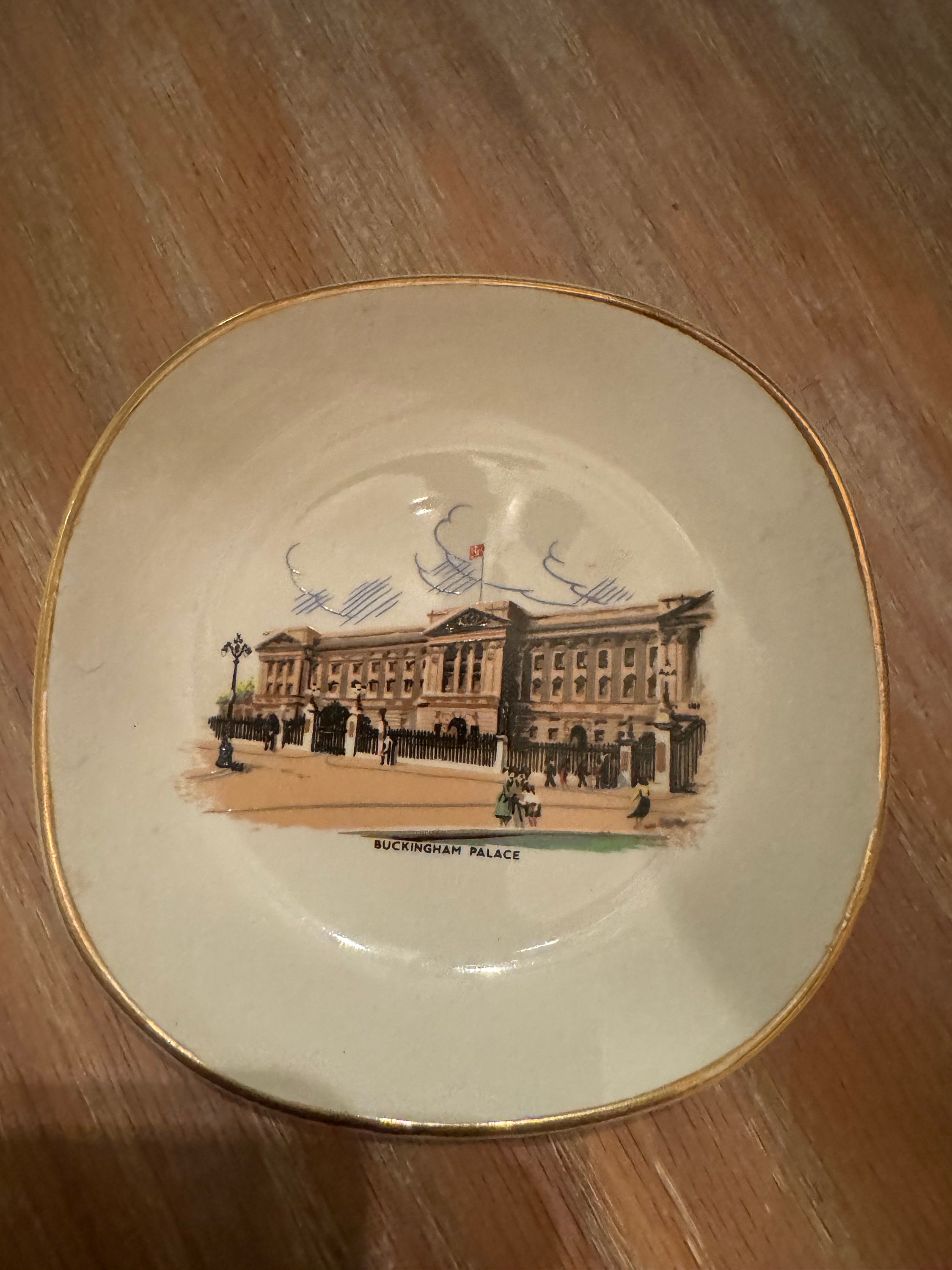 Buckingham Palace Plates - Etsy