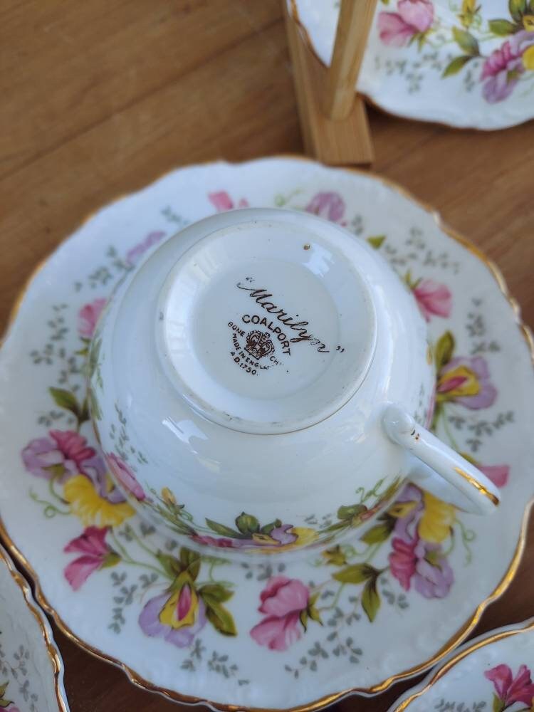 32pc/ Vintage England Dinnerware/ Heirloom Dishes/ Teacup/ Etsy