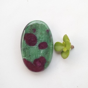 Cabujón de rubí zoisita natural, forma rectangular lisa, piedra preciosa de rubí zoisita de alta calidad.