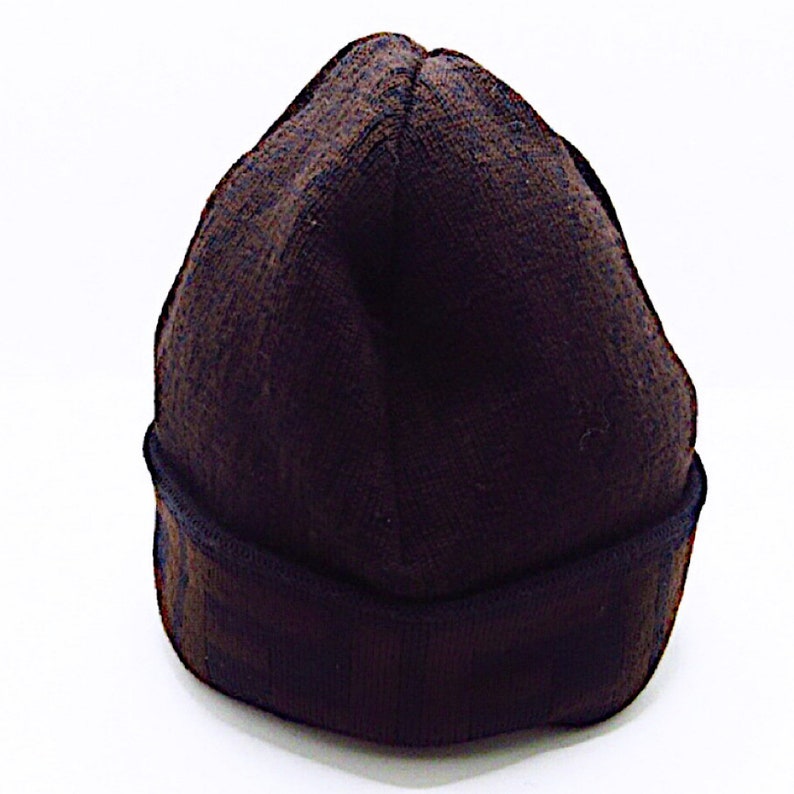 Authentic Vintage Fendi Brown Zucca FF Knitted Wool Beanie Authentic Vintage Fendi Brown Zucca FF Knitted Wool Beanie