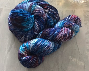 Hand Dyed 100% Superwash Merino 4-Ply Yarn (Skyline)