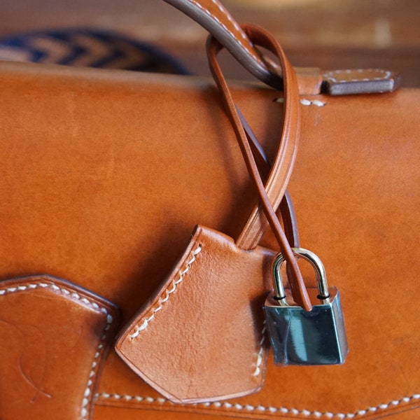 Small clochette for bag/Leather Clochette for bag / luxury bag clochettee / handmade clochettee /bell key holder