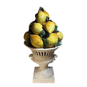 Centrotavola in maiolica italiana con limoni e foglie in urna, altezza 18", pesante, MCM Vintage
