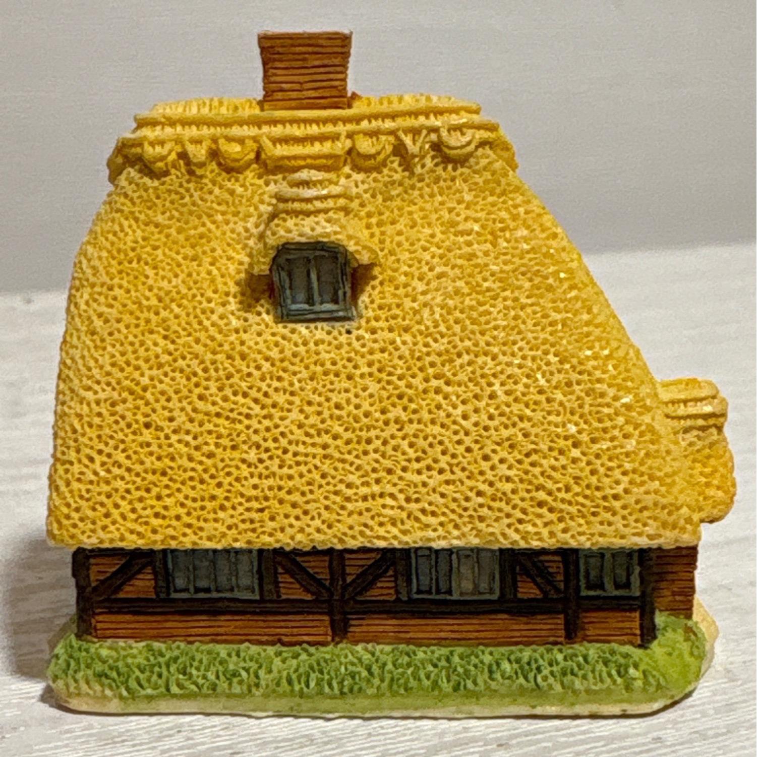 Lilliput Lane Dream Cottage Honeysuckle Miniature Collectible 1 3
