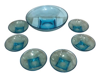 Hazel Ware saladeschalenset Capri-koloniaal azuurblauw glazen vierkante voet Elegant