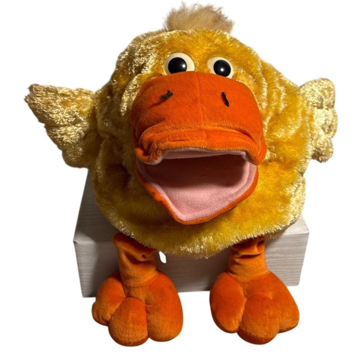Dan Dee Collectors Choice Puppet Plush Duck Soft Yellow Fur Quacks