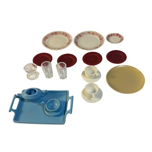 Marx Dollhouse Dish Set Plates Glasses Cups Saucers Glasses Tea Pot Tray 19 Pc