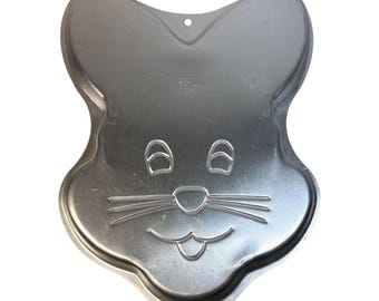 Wilton 1998 Bunny Face Cake Pan Aluminum 2105-6205 Brownies