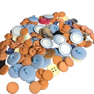 Buttons Mixed Lot Of Vintage & Modern Assorted Sizes Blue Tan Sewing Crafting