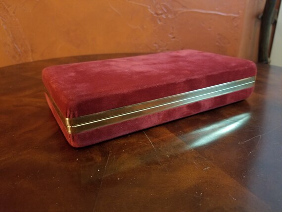 Red Velvet and Brass Vintage Jewelry Box - 1960s - image 4