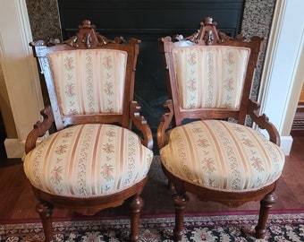 Victorian French Louis XV Style Carved Mahogany Parlor Chair