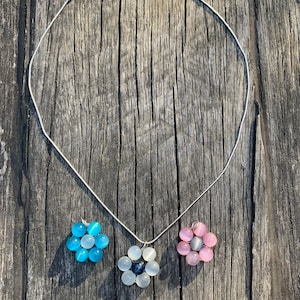 Beautiful glass bead flower pendant on silver necklace