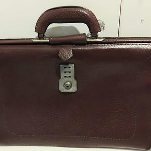 Porte-documents vintage en cuir marron Cheney