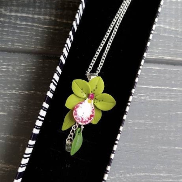 Tropical necklace, Orchid necklace, Green jewelry Exotic jewelry, Hawaiian wedding, Polymer clay jewelry, Simple necklace