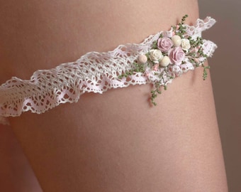 Bruids kousenband, stoffige roos bruidss kousenband, blush kousenband, bloemen kousenband in neutrale roze tinten