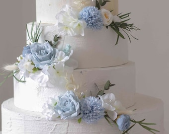 Blau weiße Blumen Dekoration für Hochzeitstorte, blau weiße Blumen Tortendeko, Tortenaufleger Blau weiß, Blumen Torte.