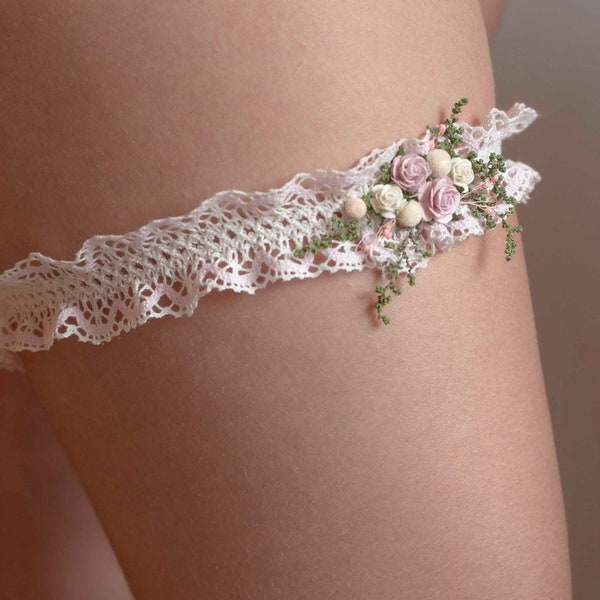 Bridal garter, dusty rose bridal garter, blush garter, flower garter in neutral pink tones