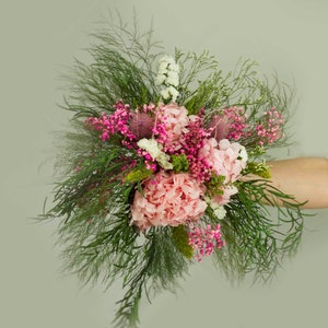 Hot Pink Preserved Flowers Wedding Bouquet , Elegant Spring Bridal Bouquet , Preserved Flowers Arrangement , Vibrant Hot Pink Bouquet