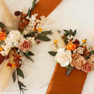 Rustic Autumn Hair Comb, Handcrafted with Beautiful Floral Accents, Fall Inspired Floral Accessories for Every Hairstyle Corsage+pocket