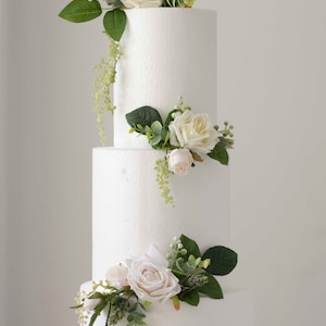 WHITE FLOWERS & GREEN Cake Topper, Dusty Green floral cake, 3-Piece Set, Reusable Cake Topper, White  Artificial Flowers for Wedding