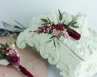 Burgundy set corsage & boutonniere for wedding, set corsage and boutonniere, bridesmaid corsage, groom boutonniere.