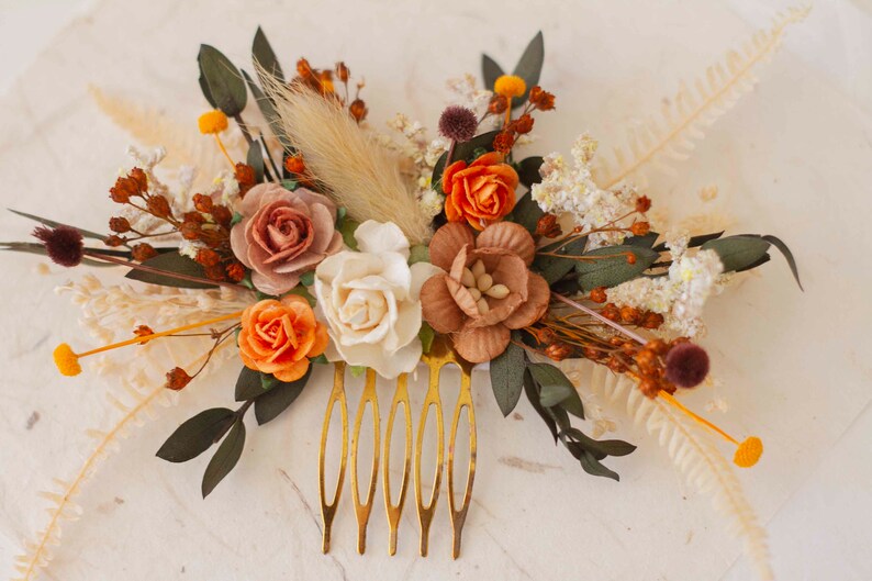 Rustic Autumn Hair Comb, Handcrafted with Beautiful Floral Accents, Fall Inspired Floral Accessories for Every Hairstyle image 3