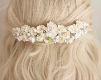 Romantic Flower Hair Comb Bridal Flower Hair Comb with Roses white & silver Hair Comb Bohemian Wedding White SIlver Headpiece Communion