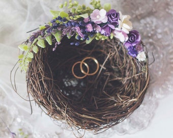 Nest ring holder for vintage weddings with purple flowers