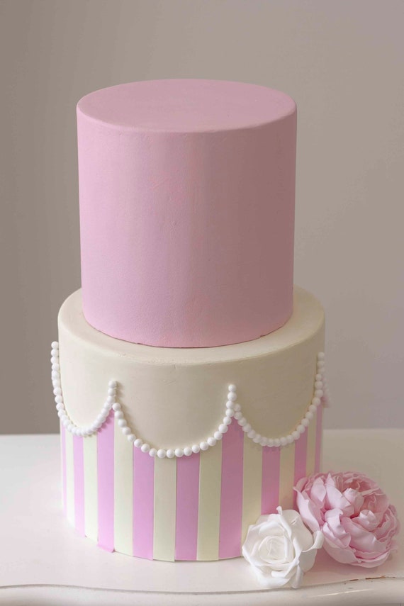 Ramo Di Farfalle Finte In Seta E Plastica – Decorazione Per Eventi, Baby Shower E Addio Al Nubilato, Stelo Flessibile 33 Cm