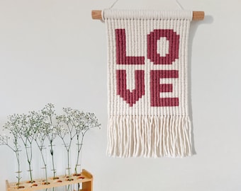 PATTERN: LOVE Macrame Wall Hanging Tutorial - DIY Guide