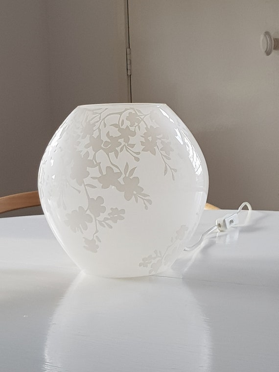 Ikea KNUBBIG Round Glass Table Lamp Cherry-Blossoms White 7" NEW 
