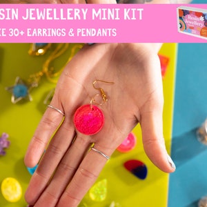 Resin Jewellery Kit. Craft Kit. Easy Kit. Make Your Own. DIY. Great Gift.  Beginners. Simply Make.hobby Box.resin Craft Kit.jewellery Making. 