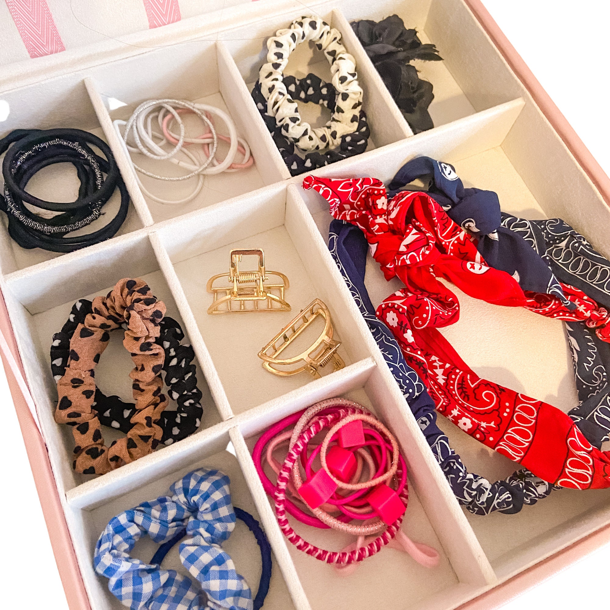How to Organize Hair Accessories {Never Lose Hair Elastics Again!}  Hair  accessories storage, Organizing hair accessories, Hair accessory storage  organizers