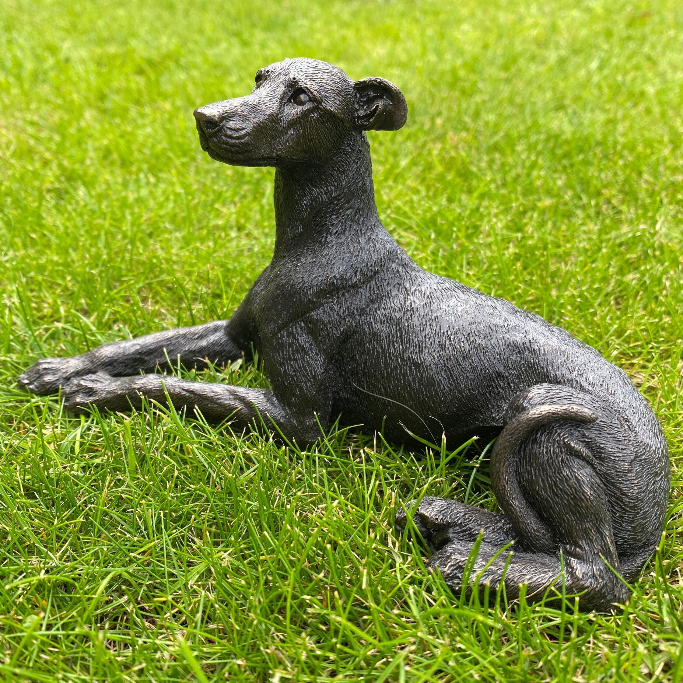 Dog Ashes Statue UK