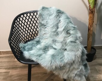 Ciel Fox Paws Style  Fur Rug/Throw